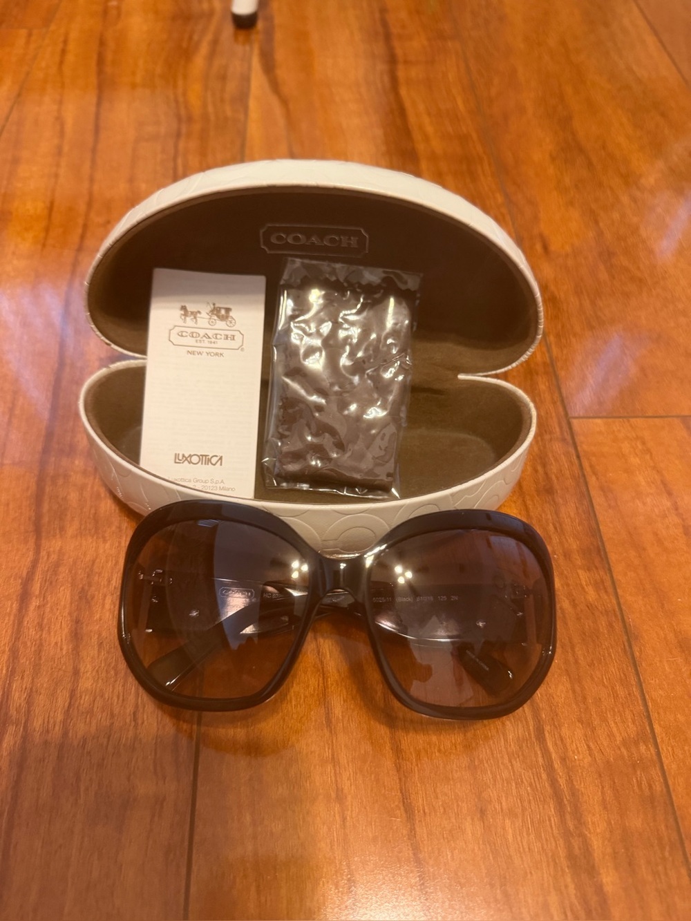 COACH Women's Sunglasses in Dark Brown Gradient